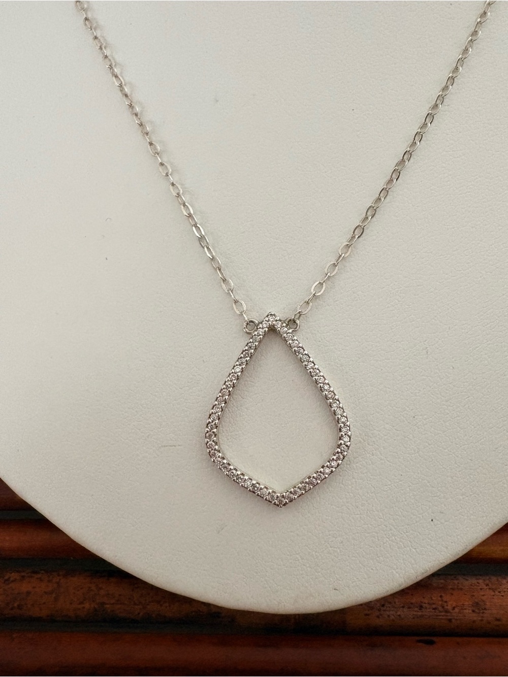 Silpada Sterling Silver Open Geometric Outline Necklace 18”-20” - Picture 3 of 5